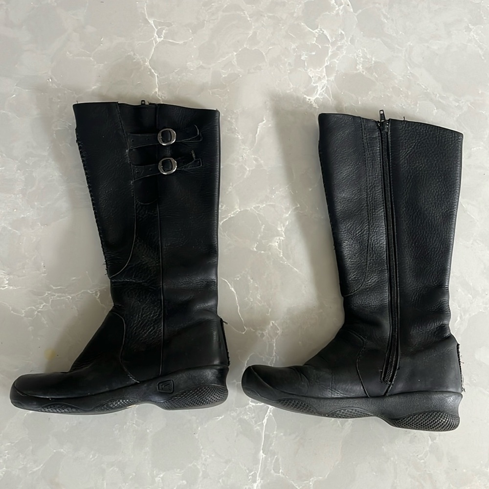 Keen Black Leather Boots. Size 8